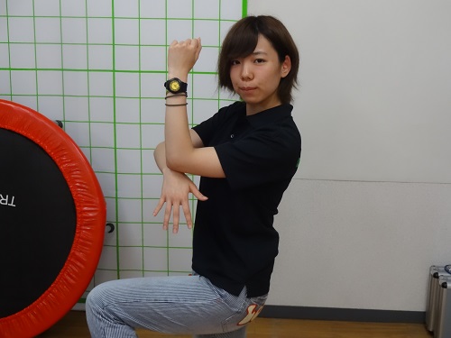 ���䗢����